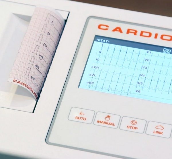 دستگاه نوار قلب بیمارستانی